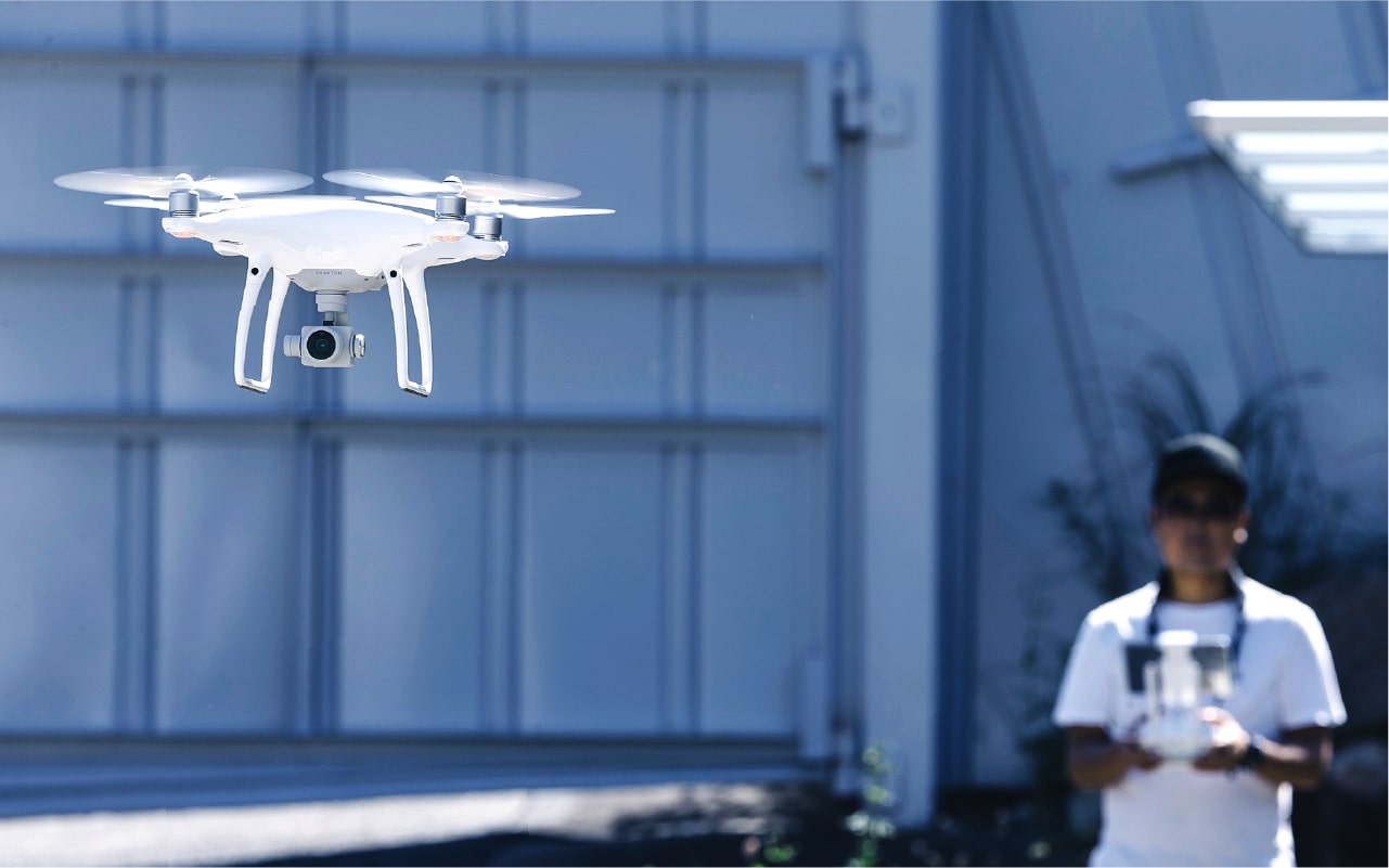 ドローンの操作テクニックを磨く